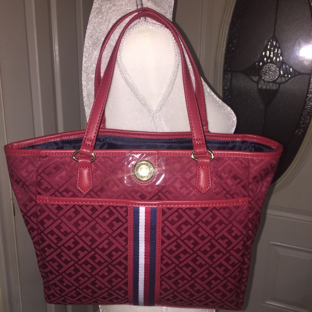 Tommy Hilfiger Tote NWT